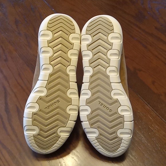 Sorel women's boots-NEW - Picture 2 of 5